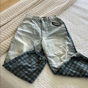 Stylish Two-Tone Jeans with Plaid Detail